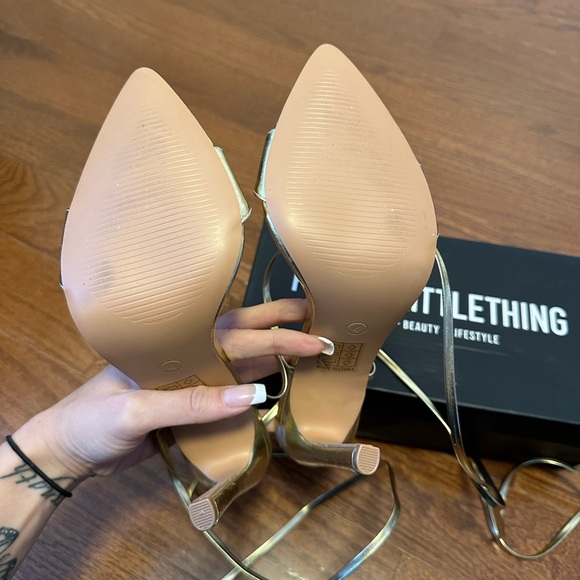 Pretty Little Thing Gold PU Point Toe Lace Up High Heeled Sandals - Picture 6 of 8